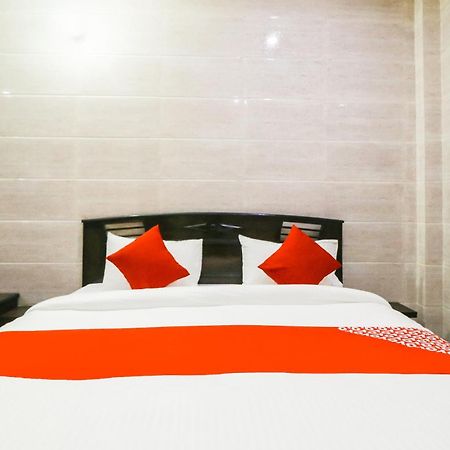 Hotel O Mayur Palace Narela Eksteriør billede
